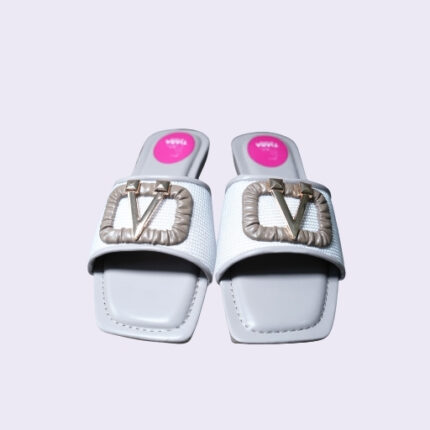 Chic Designer-Look Square-Toe Slides with V-Buckle