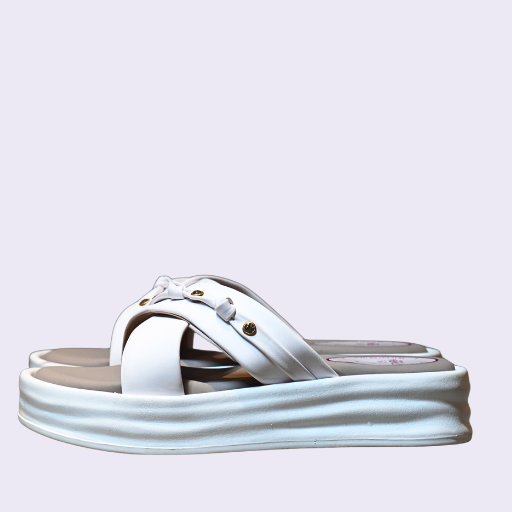 18 Flat - Image 2