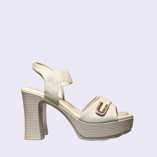 28 Cream Block Heel - Image 1